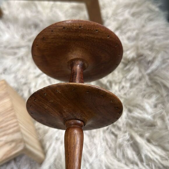 Wooden Earring & Ring Holder Rustic And Distressed - Picture 12 of 17